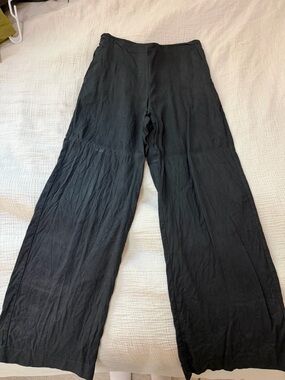 Aritzia Black Straight Leg Linen Pants